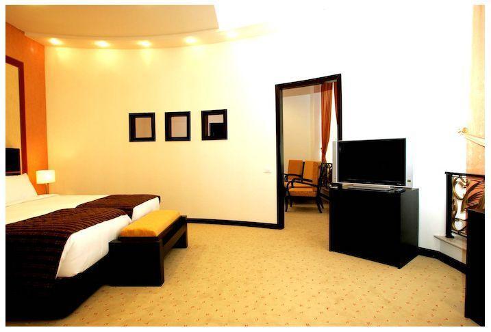 Ambassador Hotel บากู ภายนอก รูปภาพ