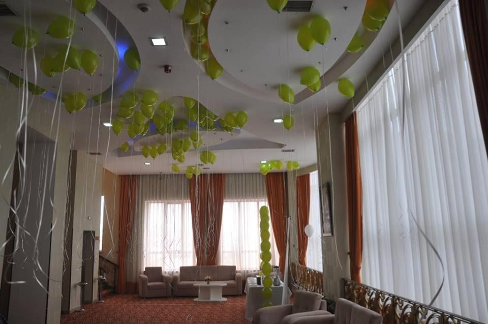 Ambassador Hotel บากู ภายนอก รูปภาพ