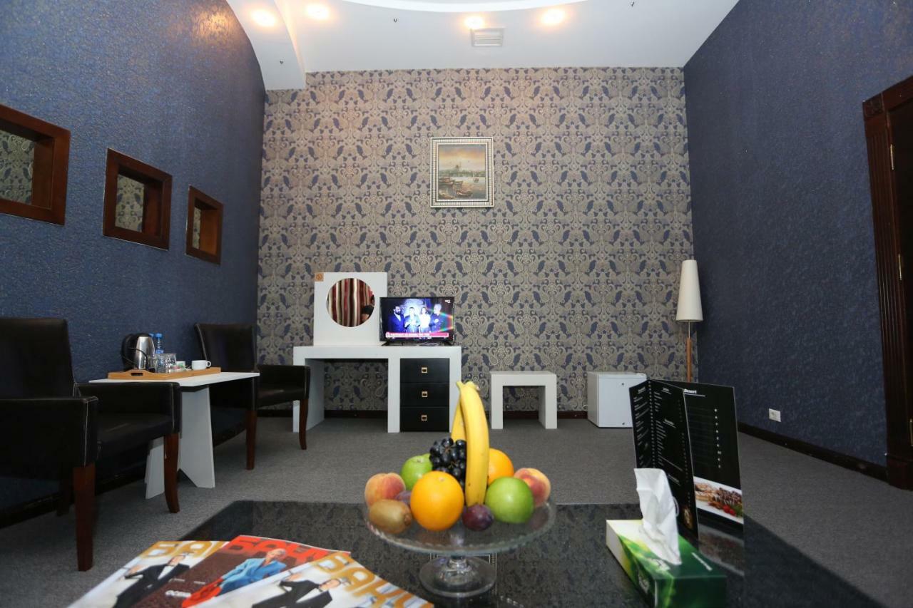 Ambassador Hotel บากู ภายนอก รูปภาพ