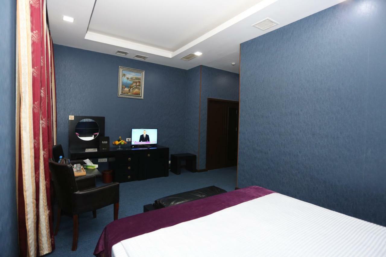Ambassador Hotel บากู ภายนอก รูปภาพ