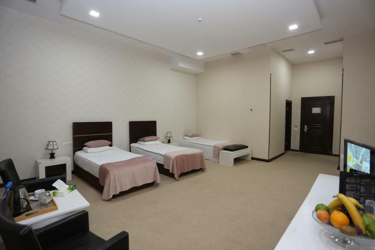 Ambassador Hotel บากู ภายนอก รูปภาพ